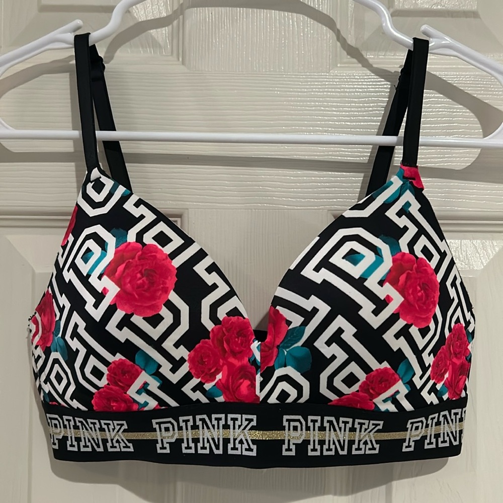 ⚜️ PINK Bra size 32C